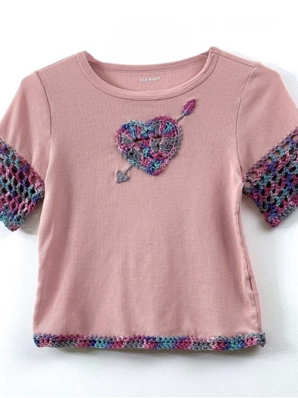 Up-Cycled Old Navy Pink Ribbed Tee | “Luna Papillon Handmade” Heart Crochet Tee - Picture 3 of 9